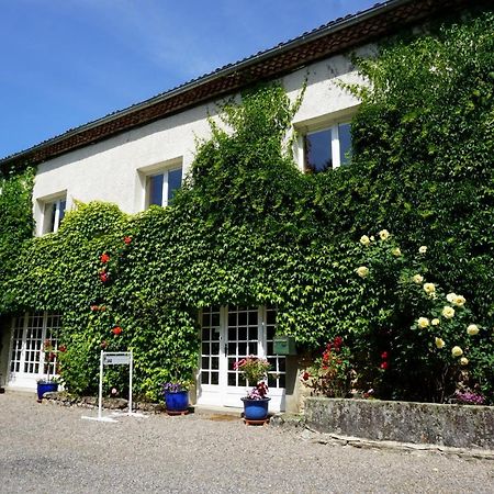 Job Les Neuf Bouleaux B&B 외부 사진
