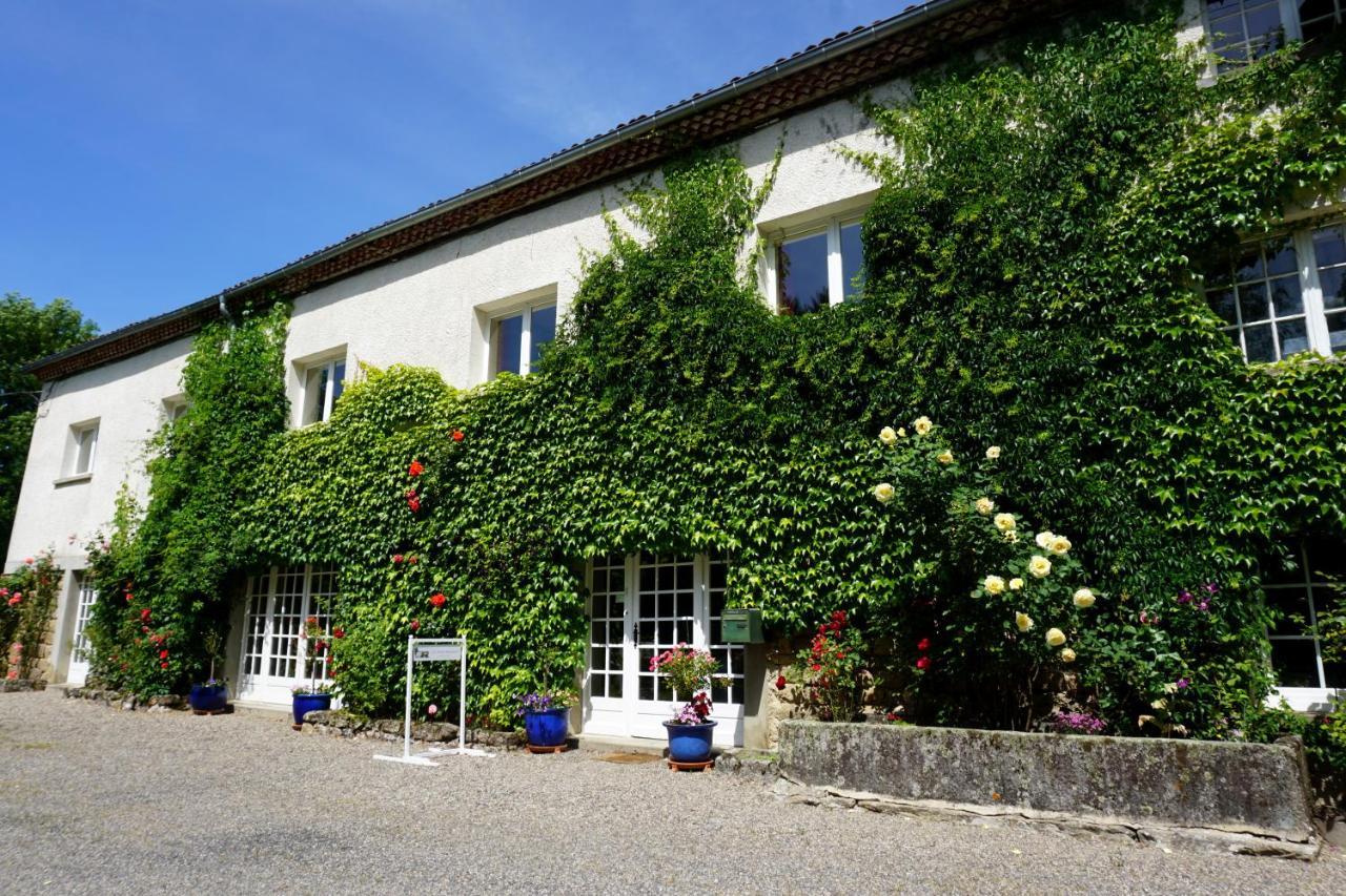 Job Les Neuf Bouleaux B&B 외부 사진